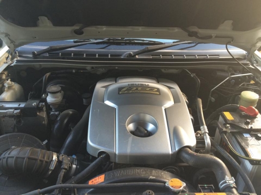 ขายรถกระบะ DMAX Super titanium สภาพสวย ราคาถูก ใช้เองครับ