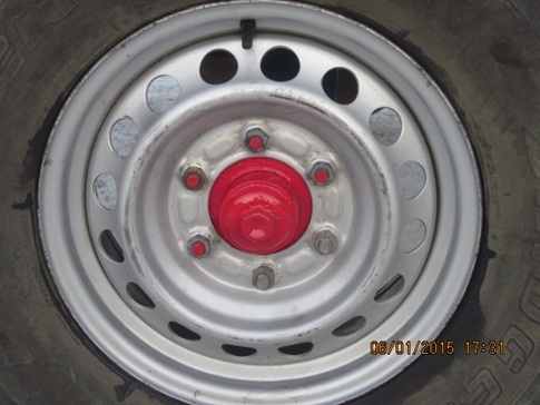 ขายเทเล่อร์กล่อง ยาว 7 ศอก คอรากสองชั้นกระทะขอบ 15 ยางเปอร์เซ็นต์ เพลารางน้ำหน้า 3 ประกบ