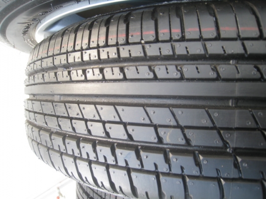 ล้อแม็กป้ายแดง Honda city 15" พร้อมยางปี14 สนใจติดต่อเล็กคลองสามครับ 081-3747940 ล้อแม็กป้ายแดง Honda city 15" พร้อมยางปี14 สนใจติดต่อเล็กคลองสามครับ 081-3747940