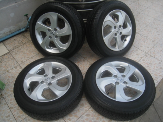 ล้อแม็กป้ายแดง Honda city 15" พร้อมยางปี14 สนใจติดต่อเล็กคลองสามครับ 081-3747940 ล้อแม็กป้ายแดง Honda city 15" พร้อมยางปี14 สนใจติดต่อเล็กคลองสามครับ 081-3747940