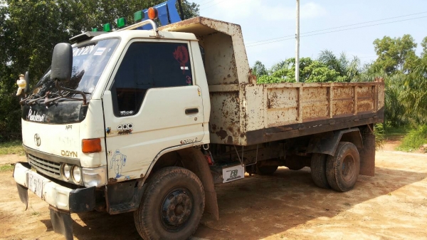 ขายรถบรรทุก 6 ล้อดัมพ์ TOYOTA BU 211 เครื่อง 14B 115 แรงม้า ราคา 270000