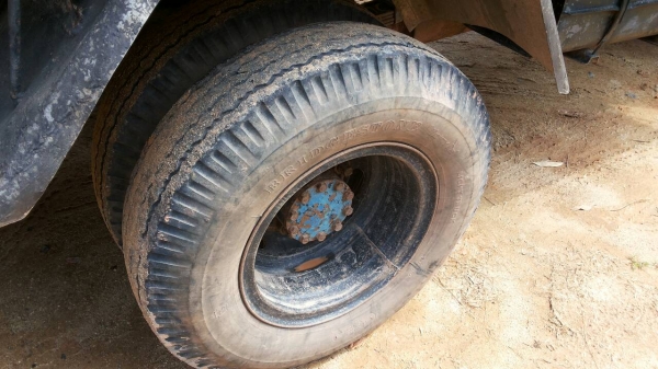 ขายรถบรรทุก 6 ล้อดัมพ์ TOYOTA BU 211 เครื่อง 14B 115 แรงม้า ราคา 270000