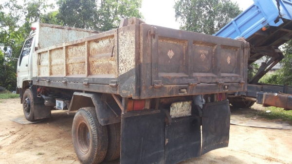 ขายรถบรรทุก 6 ล้อดัมพ์ TOYOTA BU 211 เครื่อง 14B 115 แรงม้า ราคา 270000