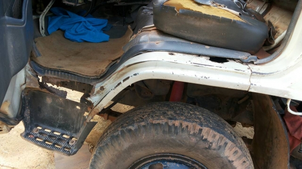 ขายรถบรรทุก 6 ล้อดัมพ์ TOYOTA BU 211 เครื่อง 14B 115 แรงม้า ราคา 270000