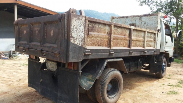 ขายรถบรรทุก 6 ล้อดัมพ์ TOYOTA BU 211 เครื่อง 14B 115 แรงม้า ราคา 270000
