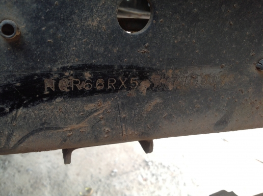 ขายสด- ผ่อน  หกล้อ ISUZU  พร้อมเครน 3 ตัน  พร้อมใช้ เอกสาร ม.79