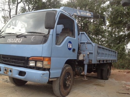 ขายสด- ผ่อน  หกล้อ ISUZU  พร้อมเครน 3 ตัน  พร้อมใช้ เอกสาร ม.79