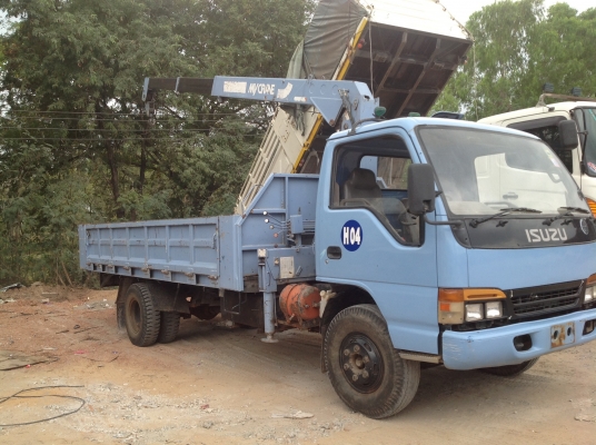 ขายสด- ผ่อน  หกล้อ ISUZU  พร้อมเครน 3 ตัน  พร้อมใช้ เอกสาร ม.79