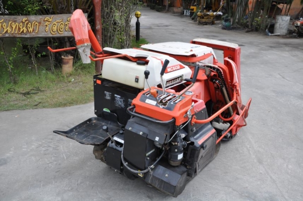 ขายรถเกี่ยว นวด MITSUBIHI MC502สวยเดิมจากญี่ปุ่น 35,000เท่านั้น