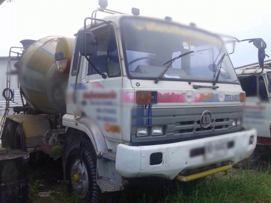 ขายรถสิบล้อโม่ปูน NISSAN CW430 เครื่อง 290 turbo โม่ 6.50 คิว