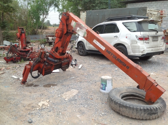 เครนติดหลังรถบรรทุก  2.20ton เก่านอกแท้ ๆ