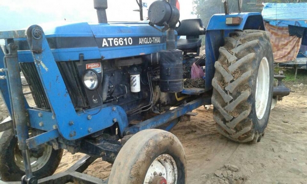 ฟอร์ดแองโกไทย เครื่อง TH 90 แรงผาน 7 ของ CMT พวงมาลัยไม่มีหลวมออกมาไม่ได้ใช้งานหนัก