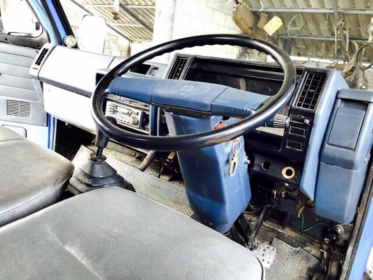 ขายISUZU NKR 88 แรง ปี 37 เกีย์รสั้น ยกหัวได้