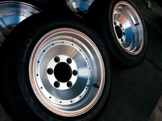 ขายล้อ เรโท พร้อมยางขอบ 14  6 รู ยางดันล๊อบ 2012  175/65/14