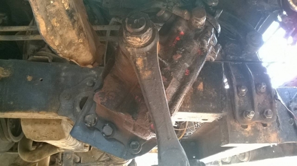 ขาย 6 ล้อดั้ม KR320 วางหัว F18 เครื่อง EH700 168 แรงม้า เกียร์ HO คัสซีสวย เฟืองท้ายใหญ่รอบช้า พวงมาลัยพาวเวอร์ ทะเบียนพร้อมโอนครับ