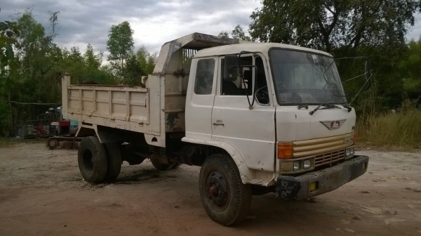 ขาย 6 ล้อดั้ม KR320 วางหัว F18 เครื่อง EH700 168 แรงม้า เกียร์ HO คัสซีสวย เฟืองท้ายใหญ่รอบช้า พวงมาลัยพาวเวอร์ ทะเบียนพร้อมโอนครับ