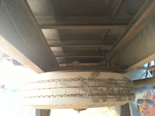 ขาย FF1J สมอเงิน 210 แรง ตู้สิบบาน 7.2 m