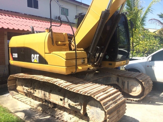 ขายดาวน์แมคโครCAT320D GEใช้งานแค่2400ชม.ขาย800000