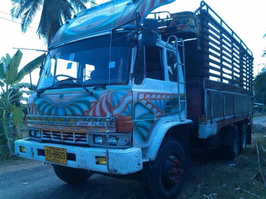 ขายสิบล้อ1เพลา เครื่อง168แรง EH700 คัชซีFL176 พ.เพาเวอร์ สภาพพร้อมใช้งาน เอกสารพร้อมโอน ราคา440,000 สนใจโทร090-8588220คุณนะ ID:narong498 หรือwww.truck.in.th/498 หรือfb:ณรงค์ซื้อขายรถมือสอง(เว็บไซต์ส่วนตัว)