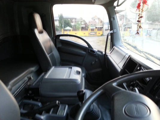 ขาย IZUZU FTR 240 ตู้สิบบาน ยาว 7.6 m ปี53 Tel 0872508883 คิงส์