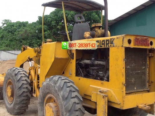 ขายรถตักล้อยาง CLARK รุ่น 45 BP