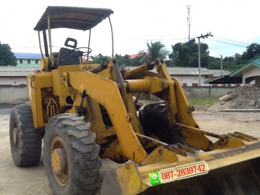 ขายรถตักล้อยาง CLARK รุ่น 45 BP