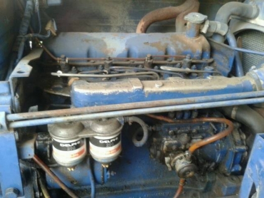 ขายรถไถ FORD 77