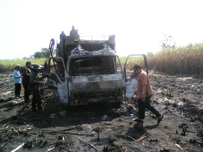 รถหกล้อ ISUZU หัวการ์ตูนแท้ 120(ไฟไหม้)