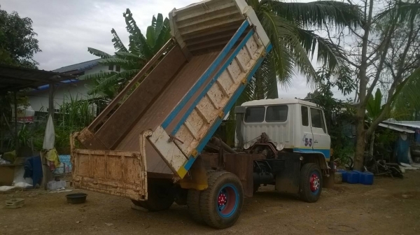 ขาย 6 ล้อดั้ม คัสซีหัวยาว วางหัวเจ้าอินทรีย์ เครื่อง EH700 168 แรงม้า เฟืองท้าย FUSO เบรคทิฟฟี่ พาวเวอร์ ยางเต็ม เขียนแบบแล้วทะเบียนพร้อมโอน