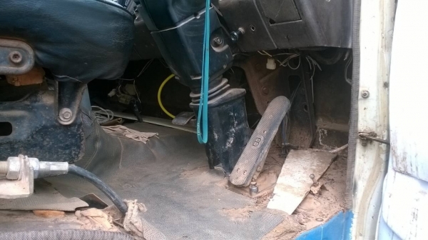 ขาย 6 ล้อดั้ม คัสซีหัวยาว วางหัวเจ้าอินทรีย์ เครื่อง EH700 168 แรงม้า เฟืองท้าย FUSO เบรคทิฟฟี่ พาวเวอร์ ยางเต็ม เขียนแบบแล้วทะเบียนพร้อมโอน