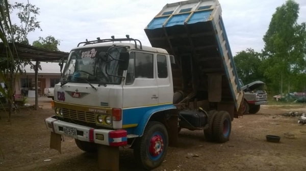 ขาย 6 ล้อดั้ม คัสซีหัวยาว วางหัวเจ้าอินทรีย์ เครื่อง EH700 168 แรงม้า เฟืองท้าย FUSO เบรคทิฟฟี่ พาวเวอร์ ยางเต็ม เขียนแบบแล้วทะเบียนพร้อมโอน