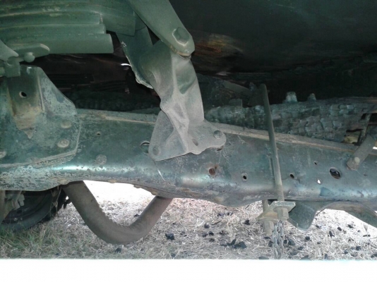 ขายซากรถไฟใหม้ 6 ล้อ NPR66LX5 T ยาว 5 เมตร เครื่อง 4HF1 120 แรงม้าฝาขาว เกียร์ร็อคเสื้อลาย เฟืองท้าย F เอกสารทะเบียนครบ ราคาต่อรองได้ครับ