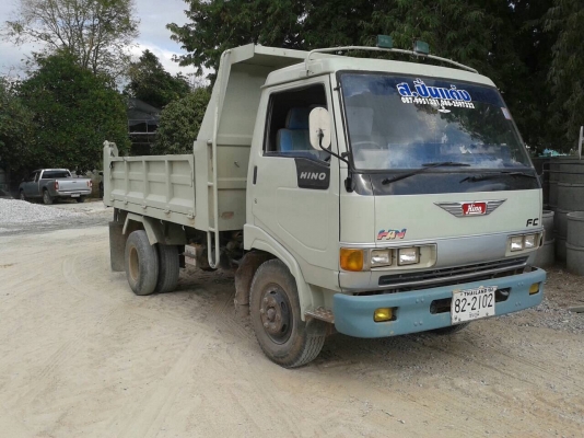 ขายรถ 6 ล้อดั้ม HINO FC สภาพสวยพร้อมใช้ คัสซีสวยตลอดเส้น เครื่อง WO4D 120 แรงม้า ทะเบียนเต็มพร้อมโอน ราคาต่อรองได้ครับ
