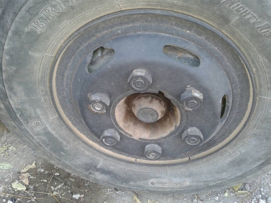 ขาย 6 ล้อ HINO FC กระบะบรรทุกยาว 5.50 เมตร มีลิฟต์ท้าย คัสซีสวยตลอดเส้น เครื่อง WO4D 120 แรงม้า พวงมาลัยพาวเวอร์ ทะเบียนเต็มพร้อมโอน ราคาต่อรองได้ครับ