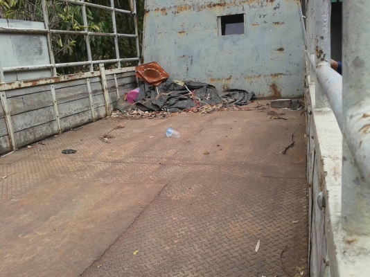 ขาย 6 ล้อ HINO FC กระบะบรรทุกยาว 5.50 เมตร มีลิฟต์ท้าย คัสซีสวยตลอดเส้น เครื่อง WO4D 120 แรงม้า พวงมาลัยพาวเวอร์ ทะเบียนเต็มพร้อมโอน ราคาต่อรองได้ครับ