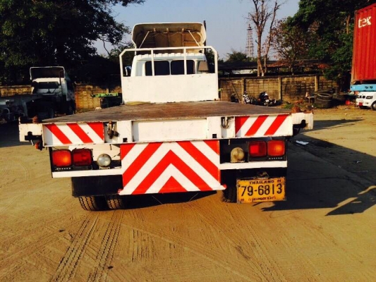 สิบล้อเพลาเดียวพื้นเรียบปี47-48เครื่องJ08 210 แรง วิ่งงานอยู่ทุกวัน