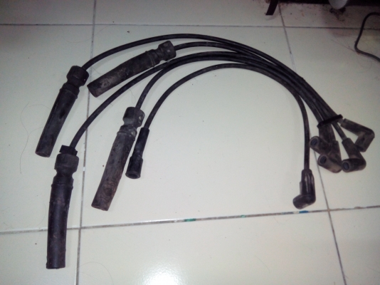 ขายสายหัวเทียนใส่โอเปิ้ล,แดวู ราคา400บาท