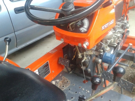 รถไถ่คูโบต้าKRT14 แรงรถใช้งานน้อย 700กว่าชั่วโมงอุปกรณืมีพาล3ตัวดันหน้า คราด ล้อเหล้ก รถไถ่คูโบต้าKRT14 แรงรถใช้งานน้อย 700กว่าชั่วโมงอุปกรณืมีพาล3ตัวดันหน้า คราด ล้อเหล้ก