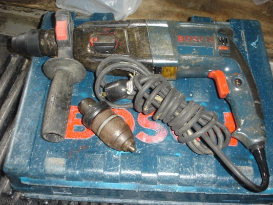 ขายสว่านโรตารี่ Bosch รุ่น GBH 2-26 DFR(800W.) แถมหัวจับดอกธรรมดาของแท้