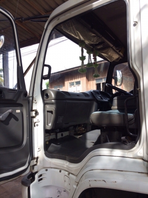 ขายดาวน์...270แรง ปี*48 ยูโร2 รถสวยมาก ใช้น้อย..ไมล์แค่1แสนนิดๆ ไม่มีคนขับ เลยขาย...(รถเดิมๆทั้งคัน)