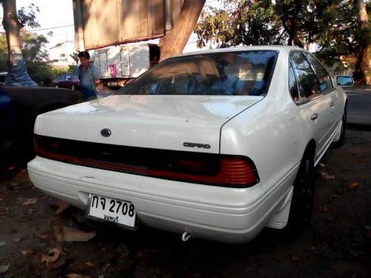 Nissan Cefiro A31 98500 บาท