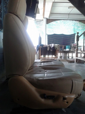 ขายเบาะหนังไฟฟ้าปรับ8ระคับ