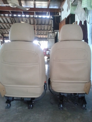 ขายเบาะหนังไฟฟ้าปรับ8ระคับ