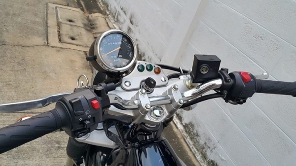 Van Van 125 วิ่ง 2,000 แต่งล้นๆเท่อย่าบอกใคร หายาก สวยๆ ต่อรองได้ Van Van 125 วิ่ง 2,000 แต่งล้นๆเท่อย่าบอกใคร หายาก สวยๆ ต่อรองได้