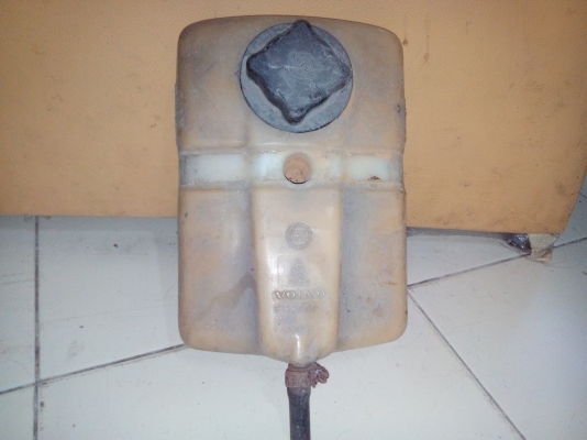 หม้อพักน้ำ วอลโว้244 ขาย700