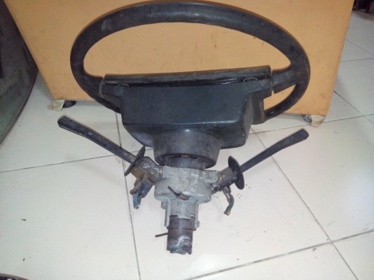 พวงมาลัยพร้อมยกเลียว วอลโว้244 ขาย1200