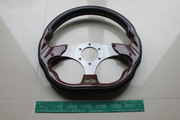 ขายพวงมาลัยแต่ง สภาพดี ขายถูกๆ 350 บาท ขายพวงมาลัยแต่ง สภาพดี ขายถูกๆ 350 บาท