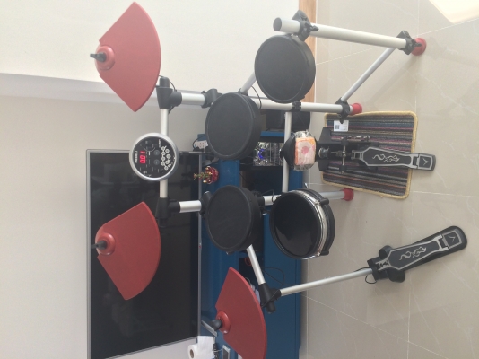 (ขายแล้วคับ)  ขาย กลองไฟฟ้า MEDELI dd 501 ด่วน 8500 สภาพดีมาก แทบไม่ค่อยได้เล่นเลย