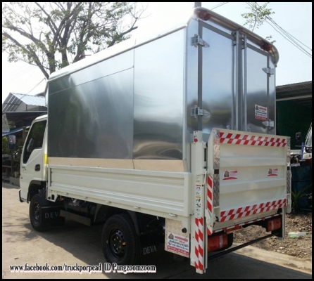 ติดตั้งตู้ทึบหลังคาสูงจากพื้นกระบะ 2 ม.พร้อมติดตั้งลิฟท์เกจและทำสี ติดตั้งตู้ทึบหลังคาสูงจากพื้นกระบะ 2 ม.พร้อมติดตั้งลิฟท์เกจและทำสี