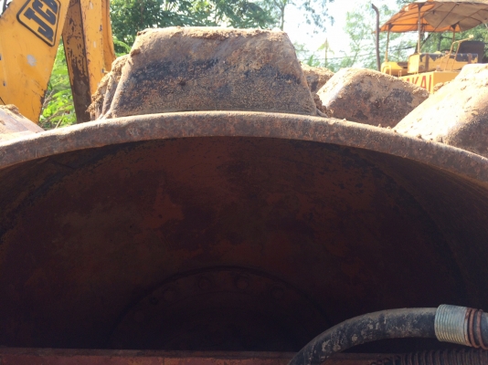 ขายรถบดสั่นสะเทือนSAKAI SV500TF เล่มทะเบียน พร้อมใช้งาน ขายรถบดสั่นสะเทือนSAKAI SV500TF เล่มทะเบียน พร้อมใช้งาน